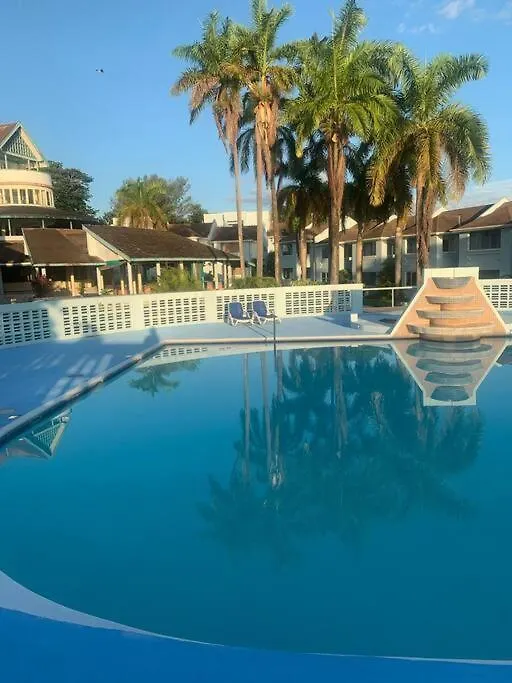 Apartment Palm Point Villa Negril - Townhouse Steps From The Beach!