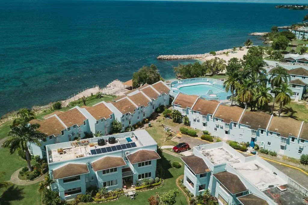 Palm Point Villa Negril - Townhouse Steps From The Beach!