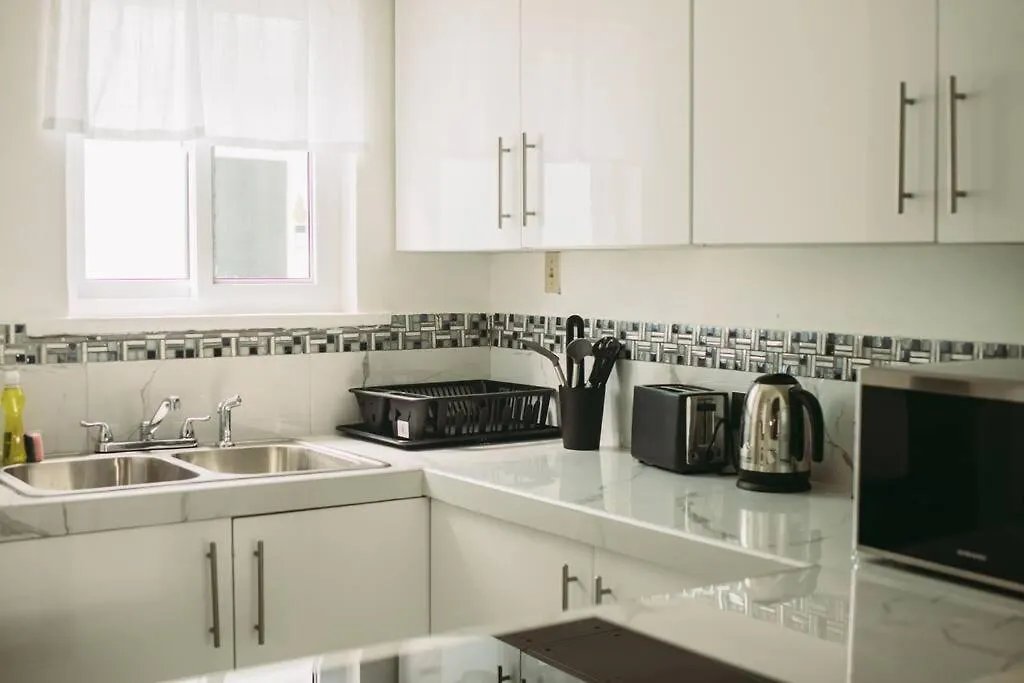 Palm Point Villa Negril - Townhouse Steps From The Beach! Διαμέρισμα
